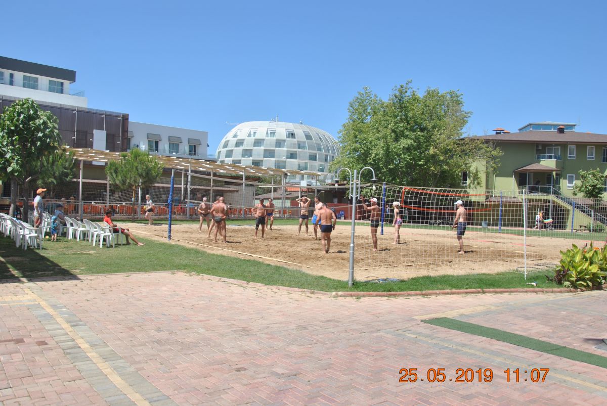 imagini hotel LONICERA RESORT